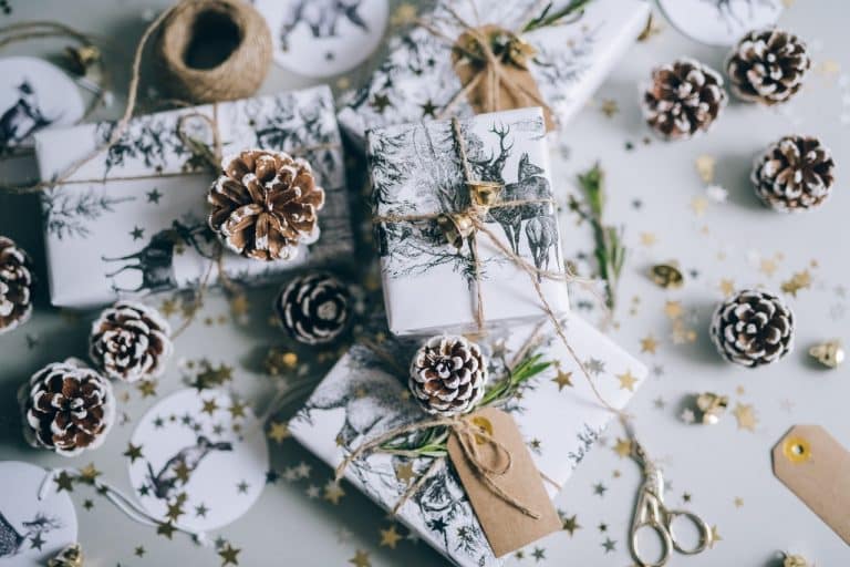 Christmas Gifting 0900